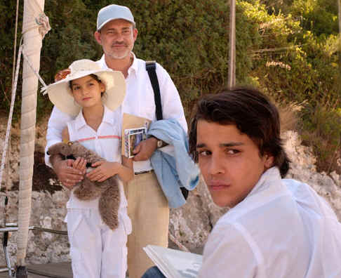 Rolf Kanies with his on screen children in Secret Love (Heimliche Liebe- de...