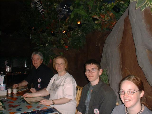 MGM Rain Forest Cafe. Marty, WrydLady, Idiot Boy, Elle.